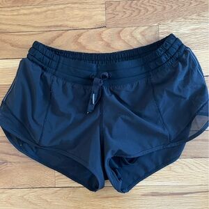 Lululemon Hotty Hot Shorts - Black